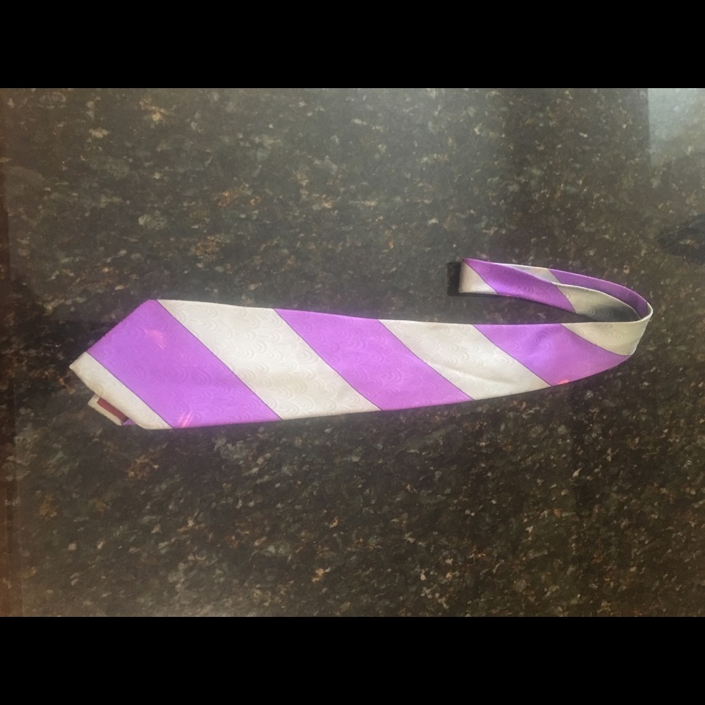 Mario uomo tie